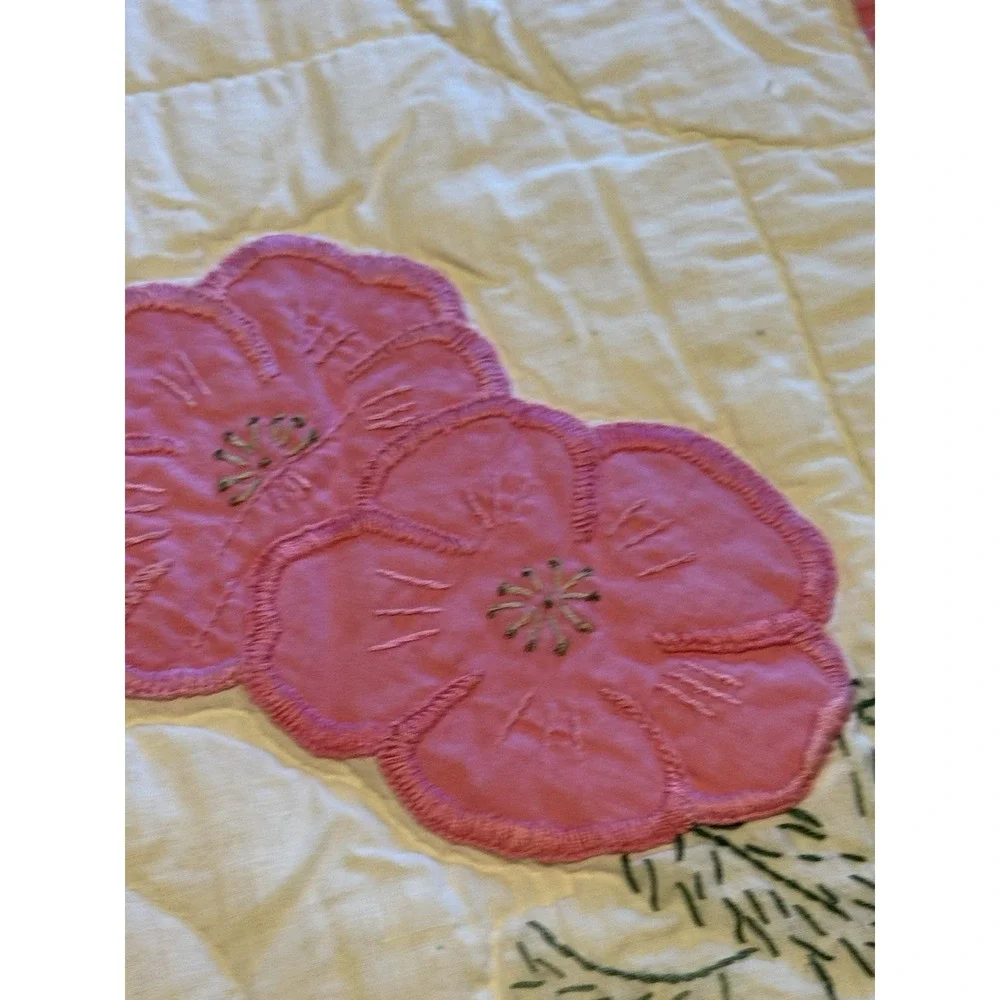 Vintage Quilt Pink and White Embroidered Appliqué 12 Square Floral 70